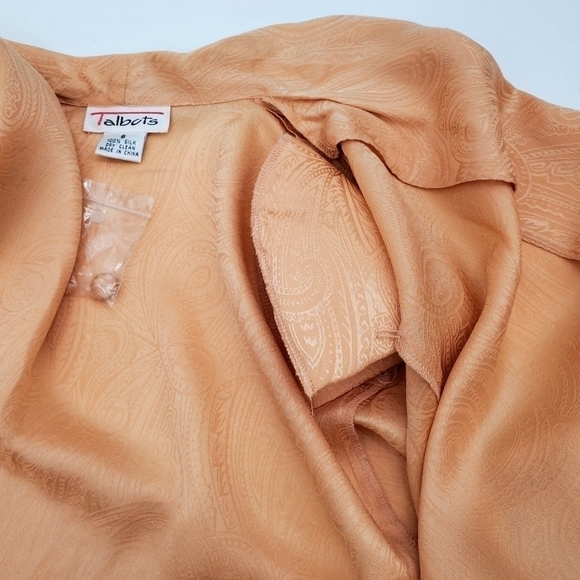 Talbots 100% Silk Buttoned Jacket / Shirt with Padded Shoulders - Picture 5 of 7